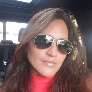 Meet your Posher, Junina